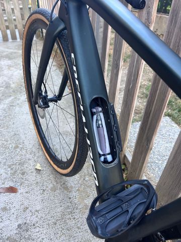 Specialized Diverge Expert 2022 2022 Road & Gravel d'occasion — image 4 sur 9