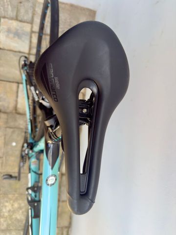 Used Bianchi Sempre pro Shimano Dura Ace 2014 Road & Gravel, Blue — image 4 of 11