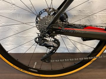 Used Merida REACTO DISC 7000-E 2019 2019 Road & Gravel, Black — image 3 of 7