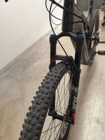 Used Canyon Neuron:ON 6 2024 2024 Mountainbike, Black, 29 — image 4 of 7
