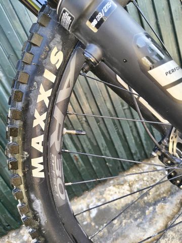 Gebrauchtes BH ATOMX LYNX PRO 9.7 2024 2024 Mountainbike, Hellgrau, 29 — Bild 6 von 12