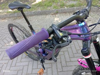 Cannondale Jekyll 2 2024 2024 Mountainbike usato, Blu — immagine 5 di 6