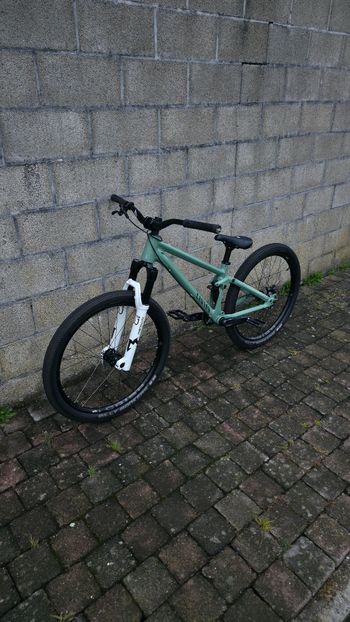 Canyon Stitched 720 2025 2025 Mountainbike usato, Verde — immagine 2 di 6