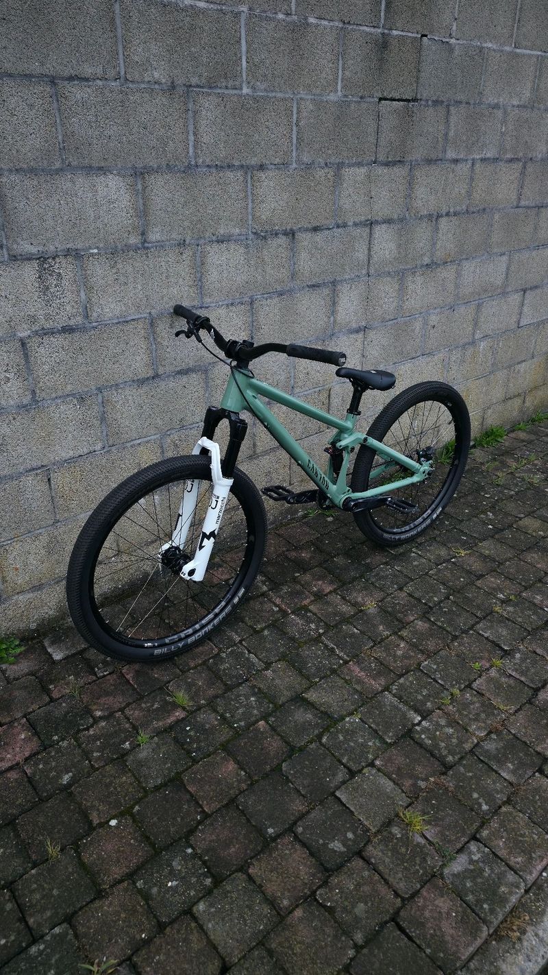 Used Canyon Stitched 720 2025 2025 Mountainbike, Green, 26 — image 2 of 6