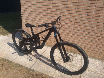 Trek Slash 8 Gen 6 2026 2026 Mountainbike usato, Blu — immagine 8 di 21