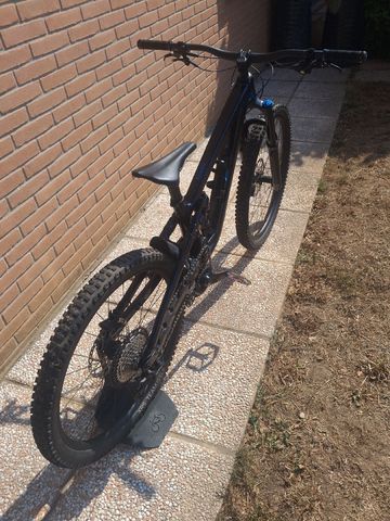 Trek Slash 8 Gen 6 2026 2026 Mountainbike usato, Blu — immagine 1 di 21