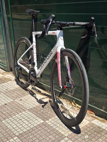 Used Cannondale SuperSix EVO Shimano Ultegra Di2 2023 Road & Gravel, White — image 4 of 7