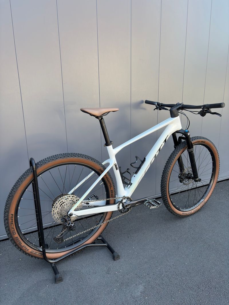 Used Scott Scale Shimano Deore XT 2025 Mountainbike, White — image 2 of 4