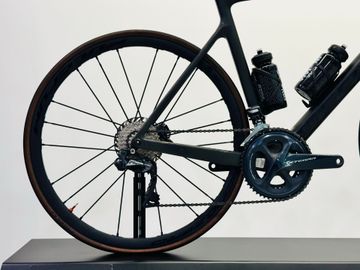 Used Scott Addict RC Ultimate 2022 2022 Road & Gravel, Black — image 3 of 13