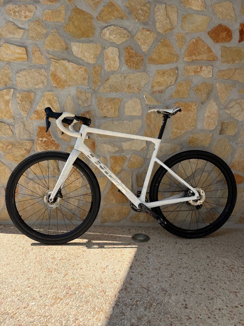 Brugt Trinx Custom Shimano Dura Ace Di2 2025 Road & Gravel