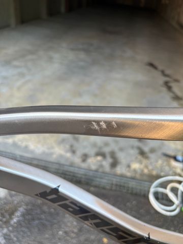 Used Banshee PRIME V3 2022 Frameset 2022 Mountainbike, Light Gray — image 8 of 15