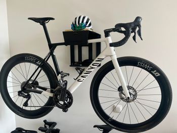 Brugt Canyon Ultimate CF SL 8 Aero 2023 2023 Road & Gravel