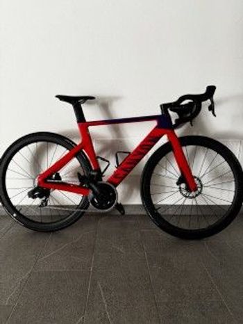 Brugt Canyon Aeroad CF SLX 8 Disc eTap 2023 2023 Road & Gravel