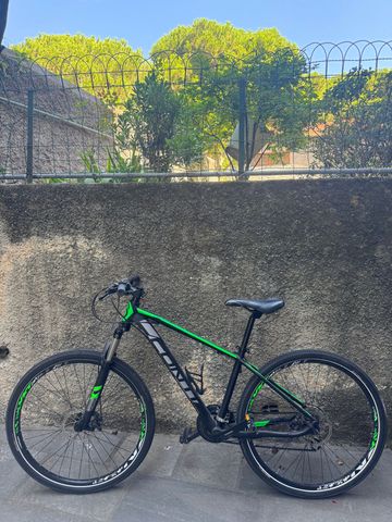 Conti Custom Other Shimano 2017 MTB d'occasion