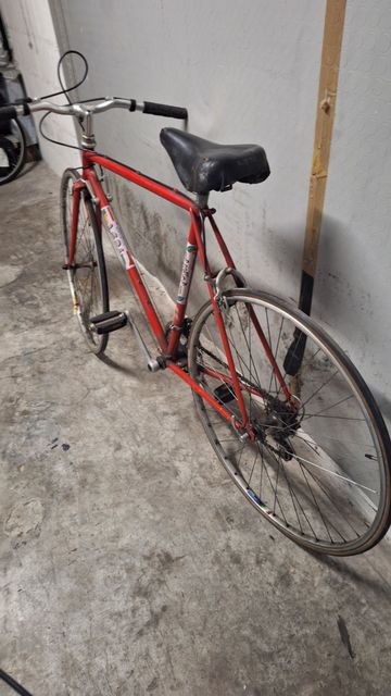 Used Leri 1975 1975 Road & Gravel, Red — image 2 of 3