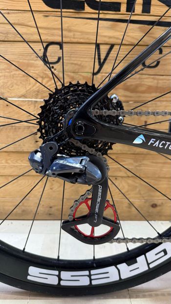 Brugt Factor Ostro VAM Custom Shimano Ultegra Di2 2023 Road & Gravel — billede 7 af 10