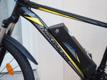 Used Nakamura Custom Shimano Altus 2017 Mountainbike, Black, 27.5 (650B) — image 8 of 22