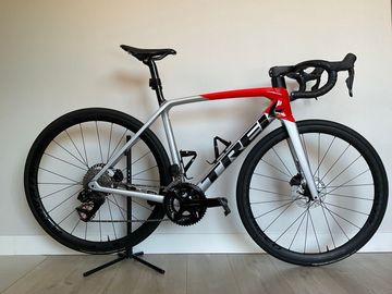 Trek Émonda SL 6 Di2 2023 2023 Road & Gravel usato