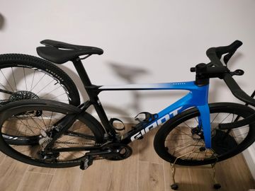 Tweedehands Giant Propel Advanced Pro 0 2024 2024 Road & Gravel — afbeelding 2 van 10
