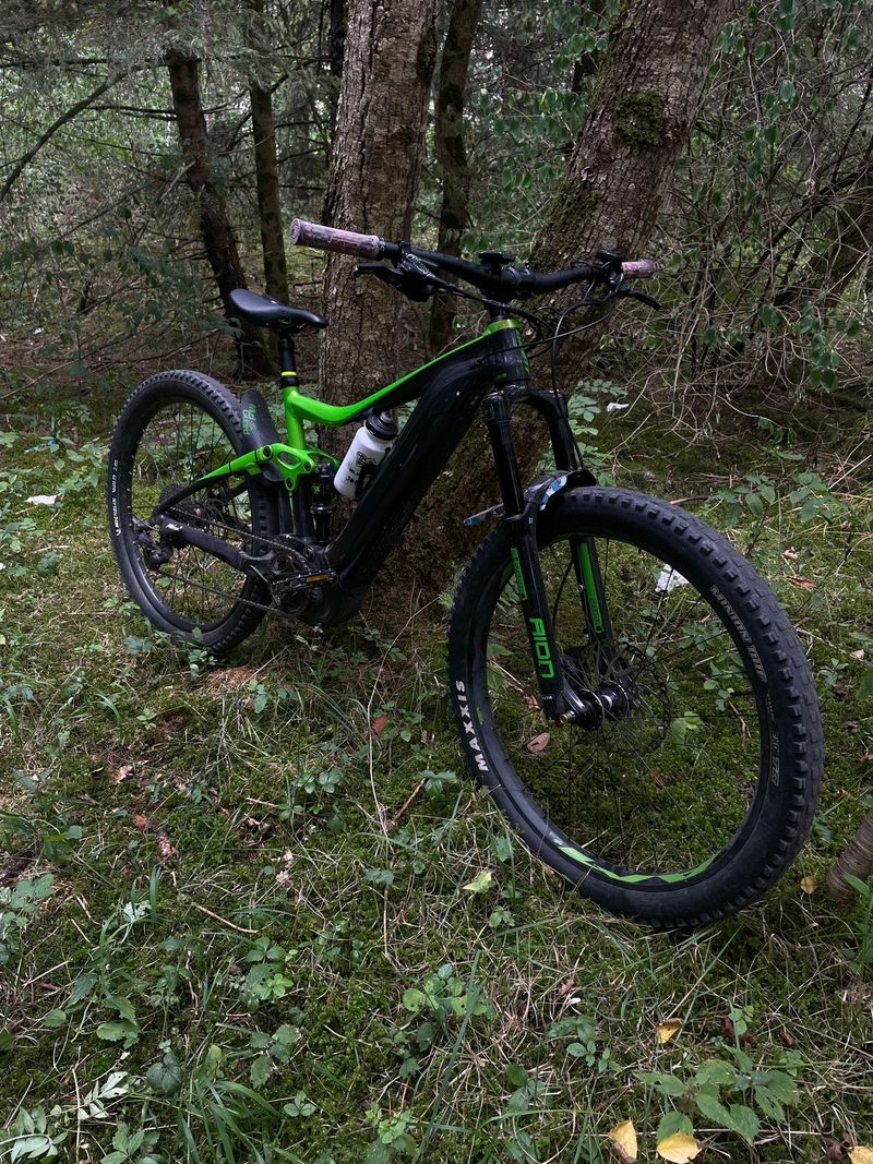 Giant Trance E+ 1 Pro Electric Bike 2020 2020 MTB d'occasion