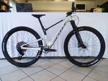 Brugt Scott Spark RC Team 2025 2025 MTB