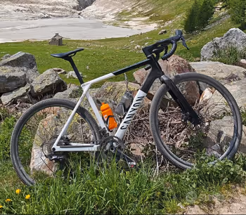 Canyon Grail CF 7 2026 2026 Road & Gravel usato, Bianco — immagine 6 di 9