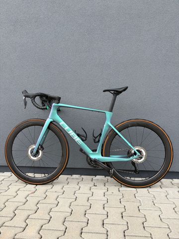 Tweedehands CUBE AGREE C:62, PRO 2025 2025 Road & Gravel — afbeelding 1 van 10