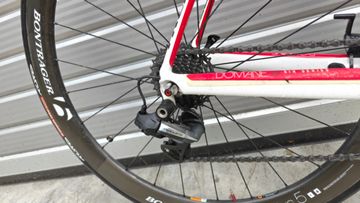 Used Trek Domane Shimano Dura Ace Di2 2014 Road & Gravel, Red — image 5 of 6