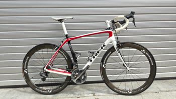 Gebrauchtes Trek Domane Shimano Dura Ace Di2 2014 Road & Gravel, Rot — Bild 2 von 6