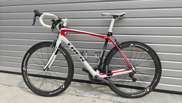 Used Trek Domane Shimano Dura Ace Di2 2014 Road & Gravel, Red — image 1 of 6