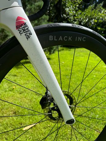 Used Factor Ostro Shimano Dura Ace Di2 2023 Road & Gravel, White — image 2 of 19