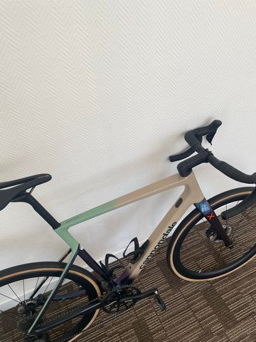 Used Cannondale SuperSix EVO Shimano Ultegra Di2 2024 Road & Gravel, Purple — image 2 of 14