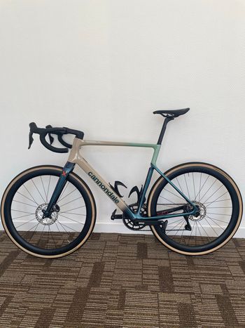 Brugt Cannondale SuperSix EVO Shimano Ultegra Di2 2024 Road & Gravel — billede 3 af 14