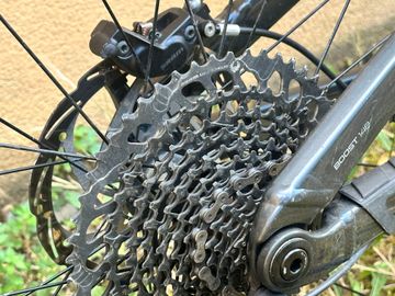 Used Trek Slash 8 2022 2022 Mountainbike, Black, 29 — image 15 of 16