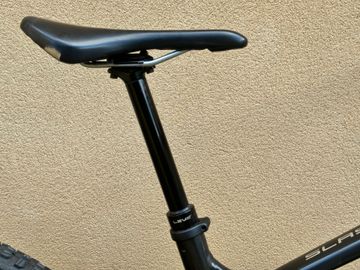 Used Trek Slash 8 2022 2022 Mountainbike, Black, 29 — image 12 of 16