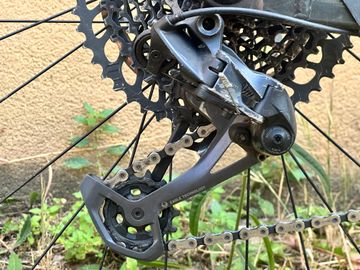 Used Trek Slash 8 2022 2022 Mountainbike, Black, 29 — image 14 of 16