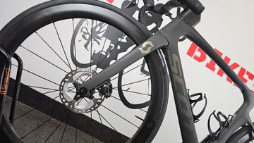 Używany Scott Foil RC 10 2022 2022 Road & Gravel — zdjęcie 11 z 21