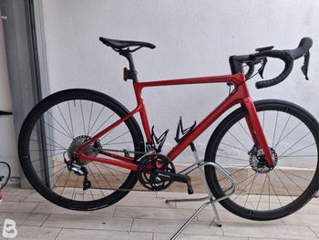 Použité Cannondale SuperSix EVO Neo 2 2021 2021 Road & Gravel
