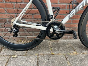 Używany Giant TCR Advanced 2 2021 2021 Road & Gravel — zdjęcie 3 z 13