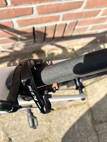 Używany Giant TCR Advanced 2 2021 2021 Road & Gravel — zdjęcie 4 z 13