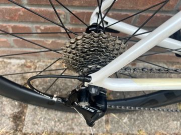 Używany Giant TCR Advanced 2 2021 2021 Road & Gravel — zdjęcie 13 z 13