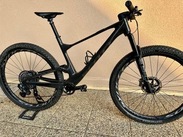 Brugt Scott Spark RC World Cup EVO 2023 2023 MTB