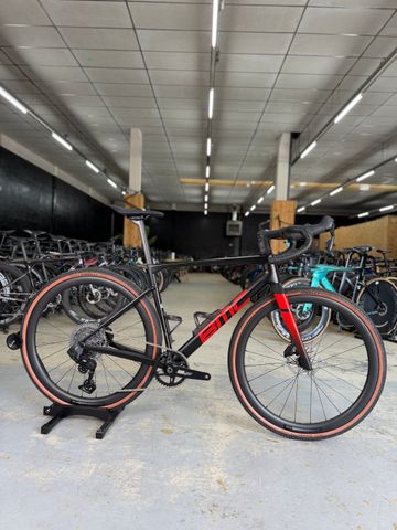 BMC Kaius 01 FOUR 2026 2026 Road & Gravel d'occasion — image 1 sur 17