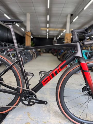BMC Kaius 01 FOUR 2026 2026 Road & Gravel d'occasion — image 14 sur 17