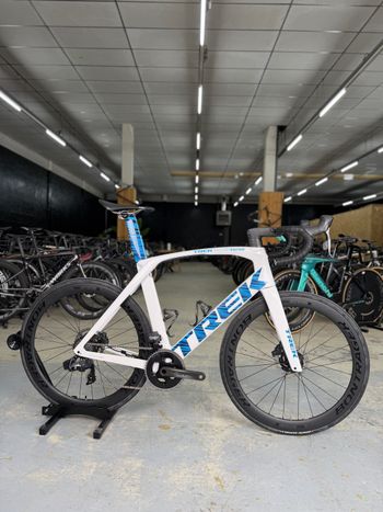 Brugt Trek Madone SLR 7 eTap 2021 2021 Road & Gravel