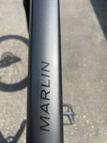 Used Trek Marlin SRAM Red eTap AXS 2025 Mountainbike, Light Gray — image 9 of 10