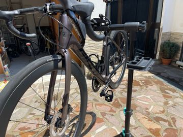 Giant Defy Advanced 1 2023 2023 Road & Gravel de segunda mano, Negro — imagen 7 de 27