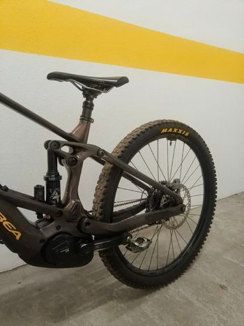 Brugt Orbea WILD M10 2024 2024 Mountainbike — billede 3 af 10