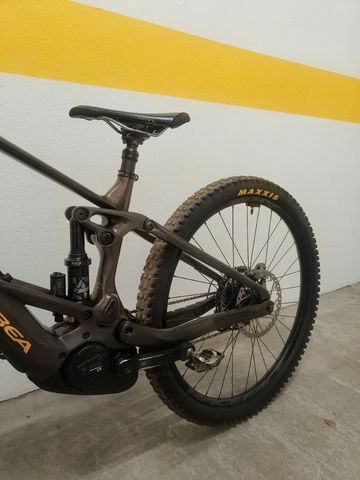 Tweedehands Orbea WILD M10 2024 2024 Mountainbike — afbeelding 3 van 10