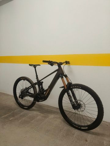 Tweedehands Orbea WILD M10 2024 2024 Mountainbike — afbeelding 4 van 10